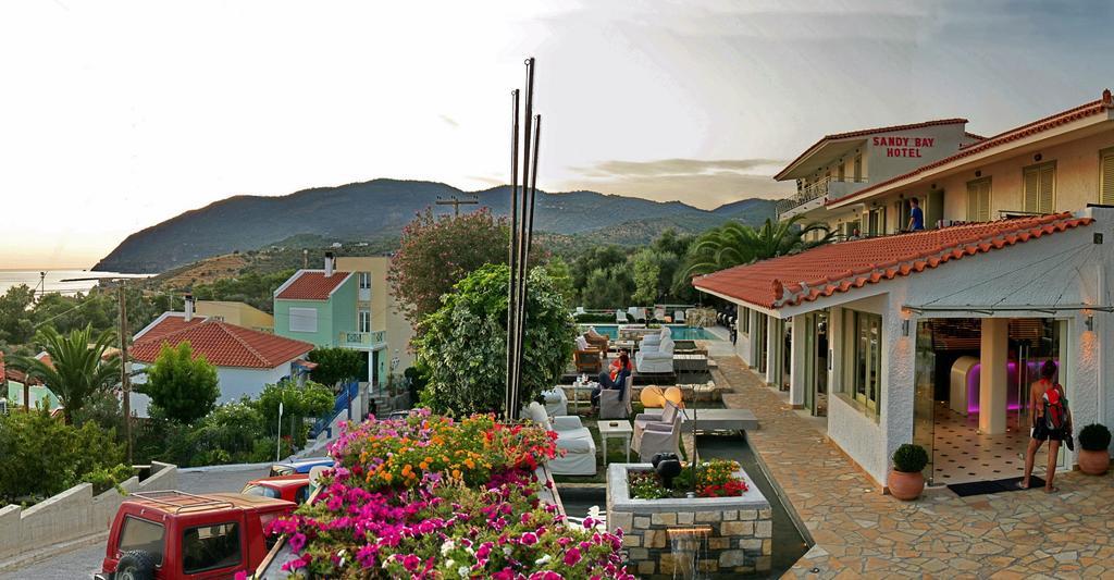 Sandy Bay Hotel Plomari Luaran gambar