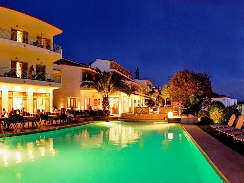 Sandy Bay Hotel Plomari Luaran gambar