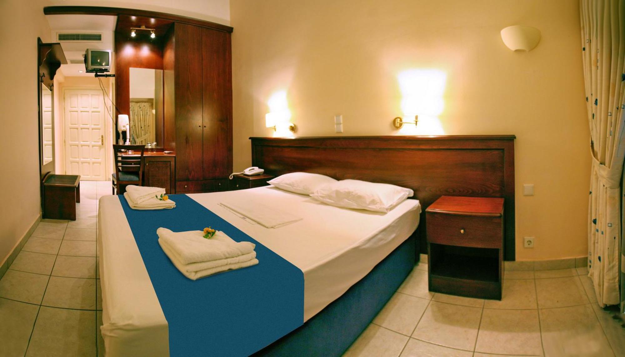 Sandy Bay Hotel Plomari Bilik gambar