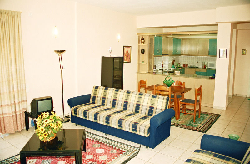 Sandy Bay Hotel Plomari Luaran gambar