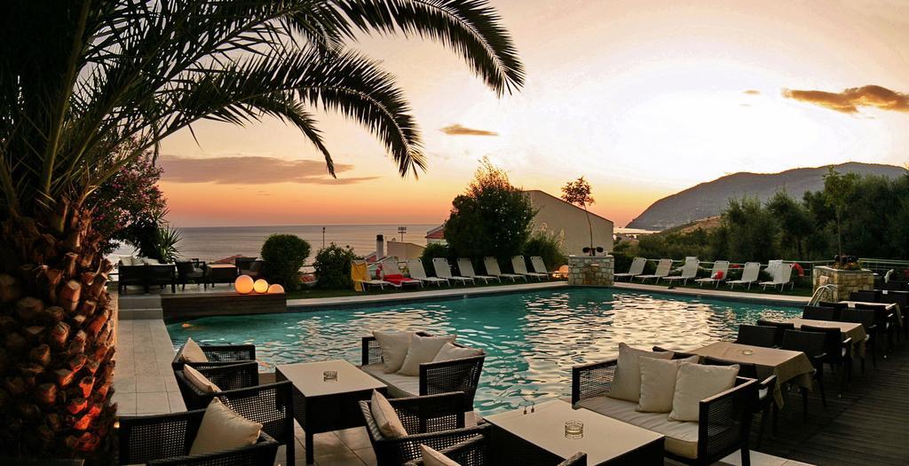 Sandy Bay Hotel Plomari Luaran gambar